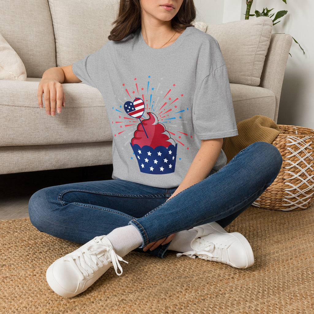 4th of July Patriotic Cupcake T-Shirt - American Flag Heart & Firework Design